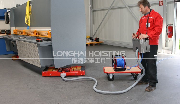 德國(guó)JUNG JLA-p15/30G氣動(dòng)搬運(yùn)小坦克案例 德國(guó)JUNG JLA-p15/30G氣動(dòng)搬運(yùn)小坦克案例