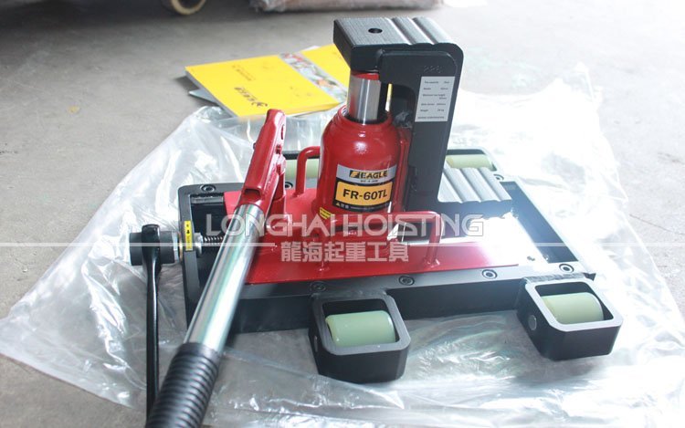 印刷機(jī)安裝就位 印刷機(jī)安裝就位